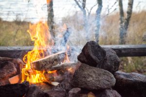Nuotiotuli, Salamajärven kansallispuistossa. Kuva: Upe Nykänen/retkeilyKS
