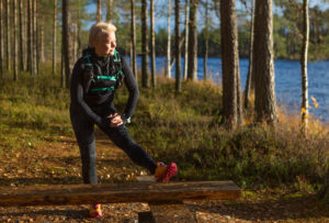 Polkujuoksija Salamajärven kansallispuistossa. Kuva: Rika Nakamura/retkeilyKS