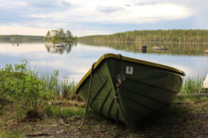 Vene Ison Koirajärven rannassa. Kuva: Suvi-Tuulia Leinonen/retkeilyKS